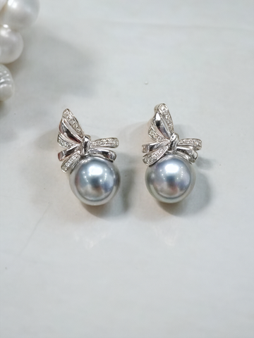 Tahitian Pearl Bow Earrings