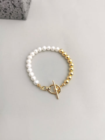 Golden Harmony Pearl Bracelet