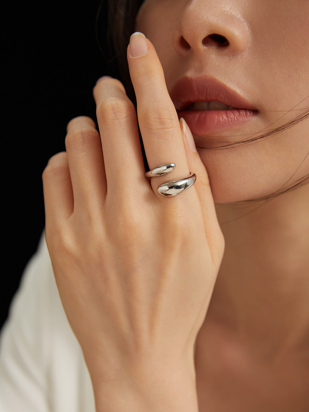 Sculptural Silver Flow Rings Amore Forma