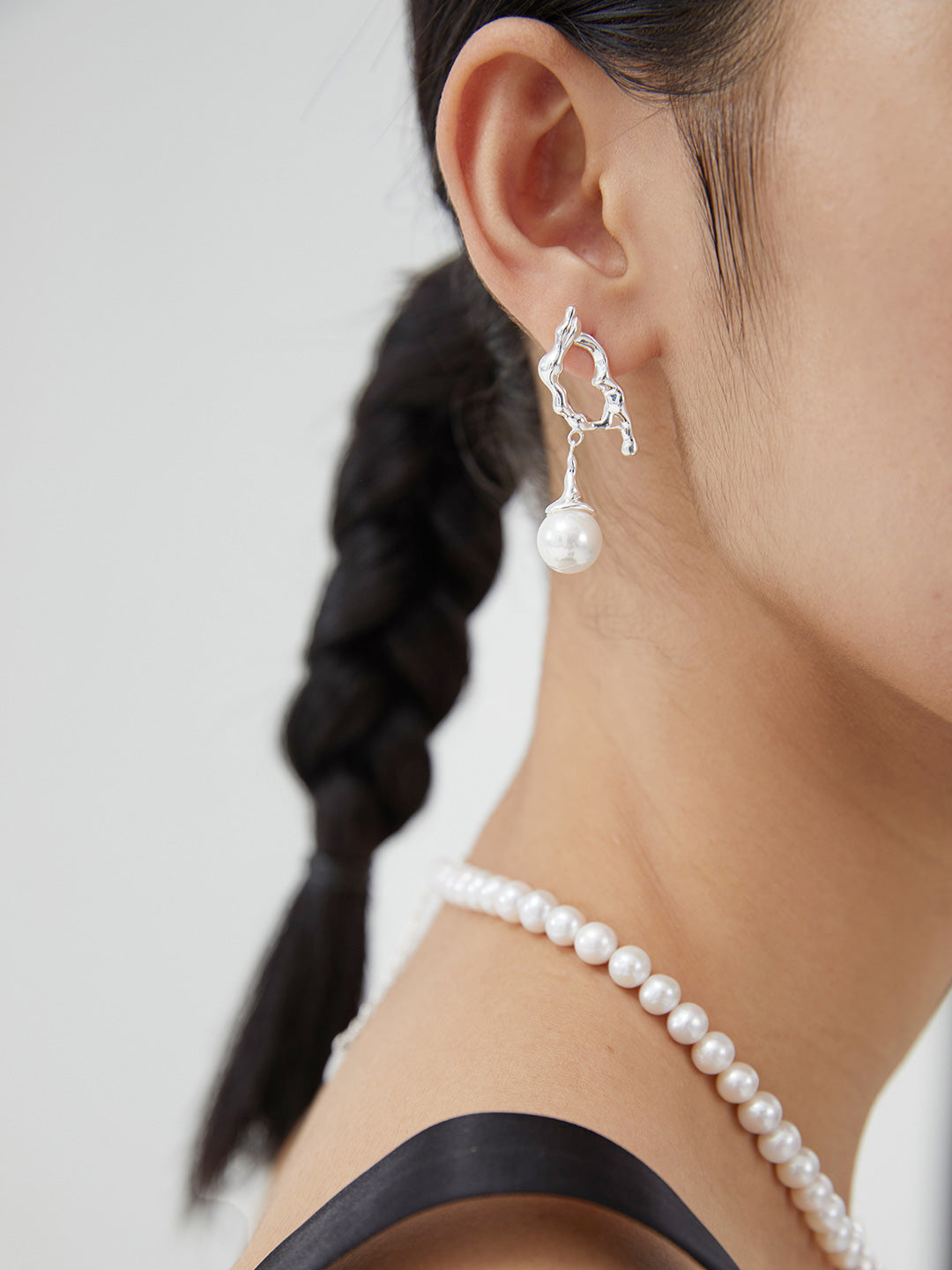 Serene Pearl Whirl Earrings Amore Forma