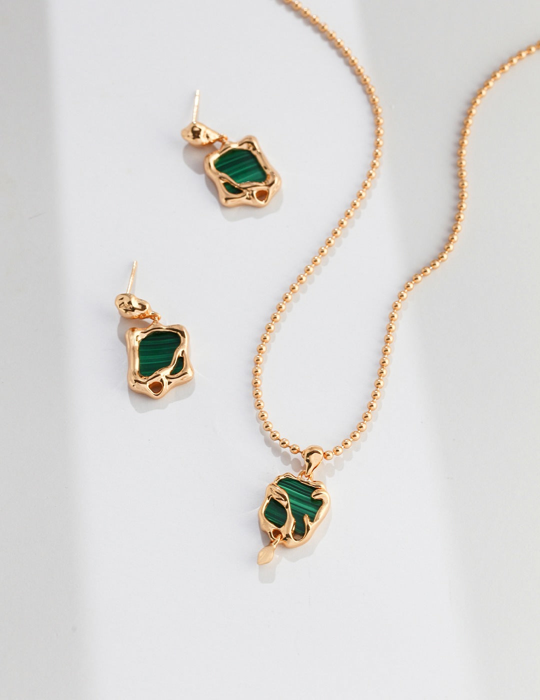 Vintage Malachite Drop Earring