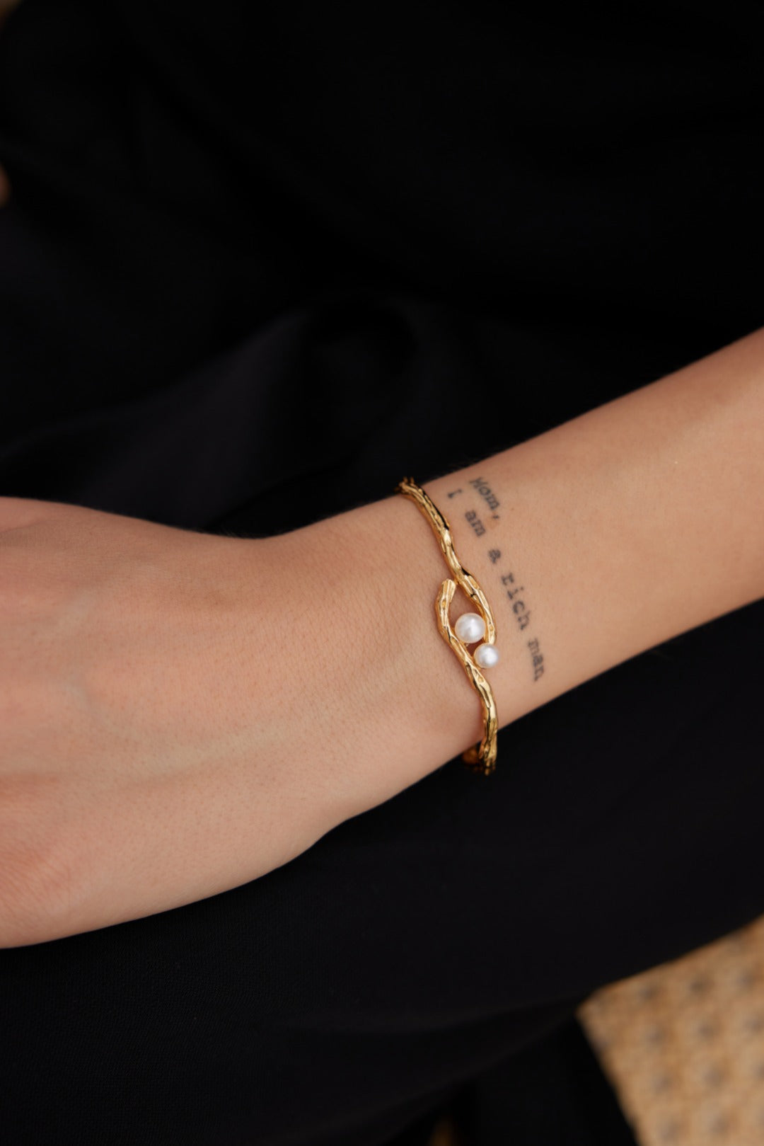 Cloud Pearl Bangle