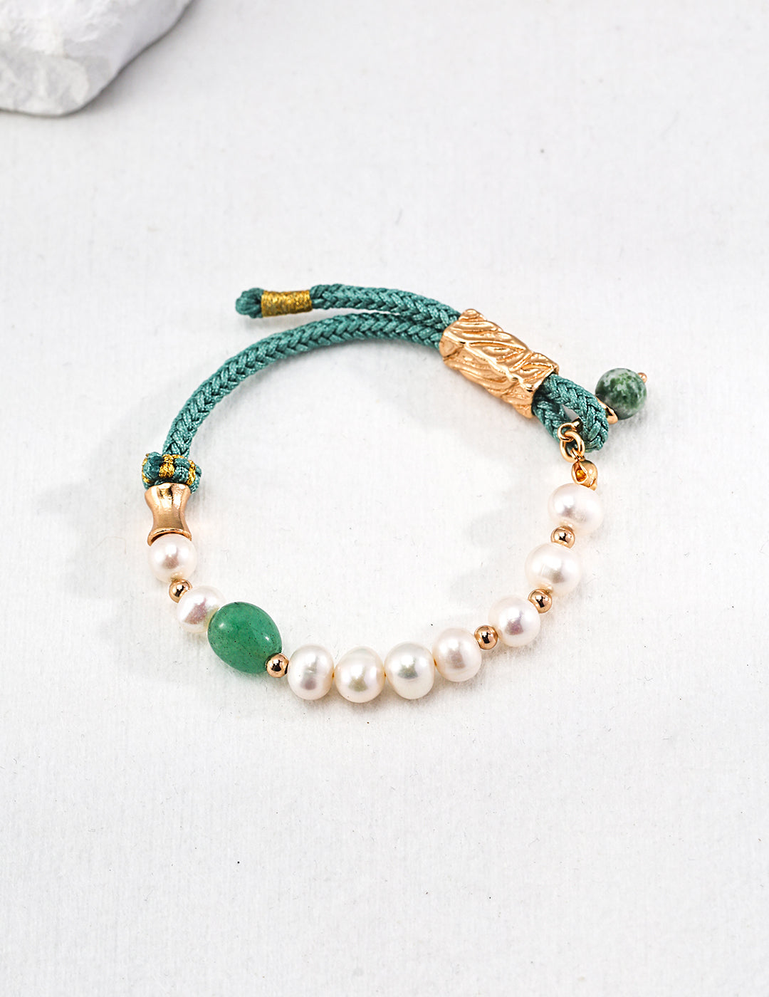 Eastern Jade Pearl Bracelet